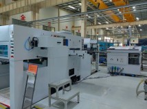Foiling, cutting & creasing press